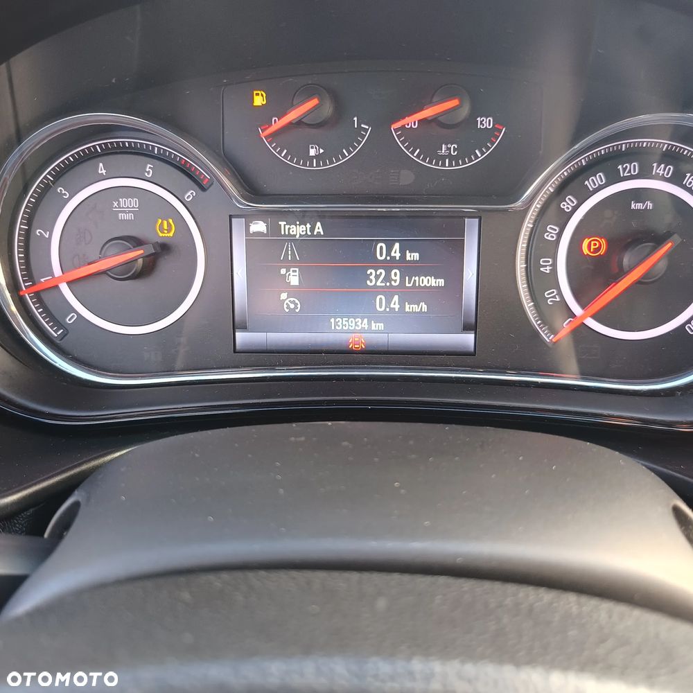 Opel Insignia - 17