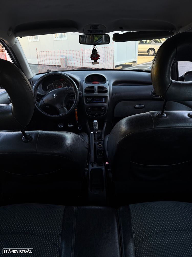 Peugeot 206 - 4