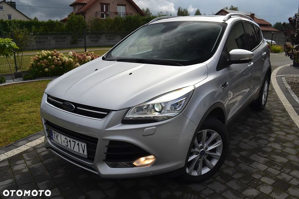 Ford Kuga 2.0 TDCi 2x4 Titanium - 5