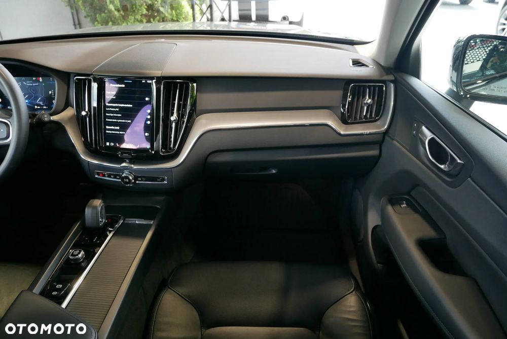 Volvo XC 60 B5 B AWD Geartronic Inscription - 18