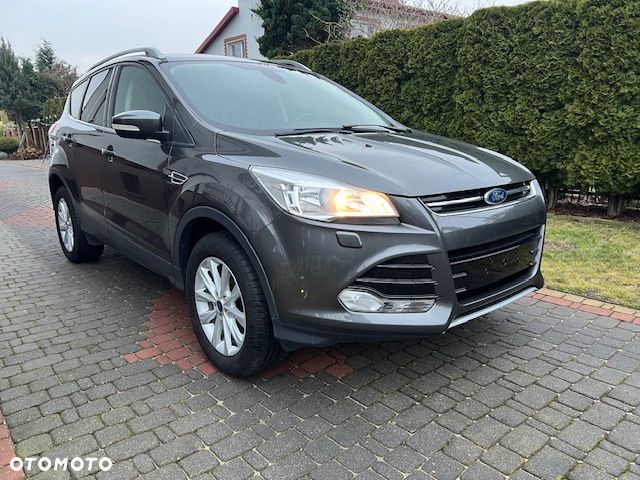 Ford Kuga 1.5 EcoBoost 2x4 Titanium - 1
