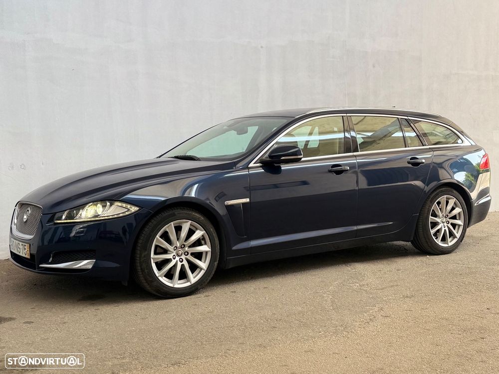 Jaguar XF Sportbrake 2.2 D Premium Luxury - 5