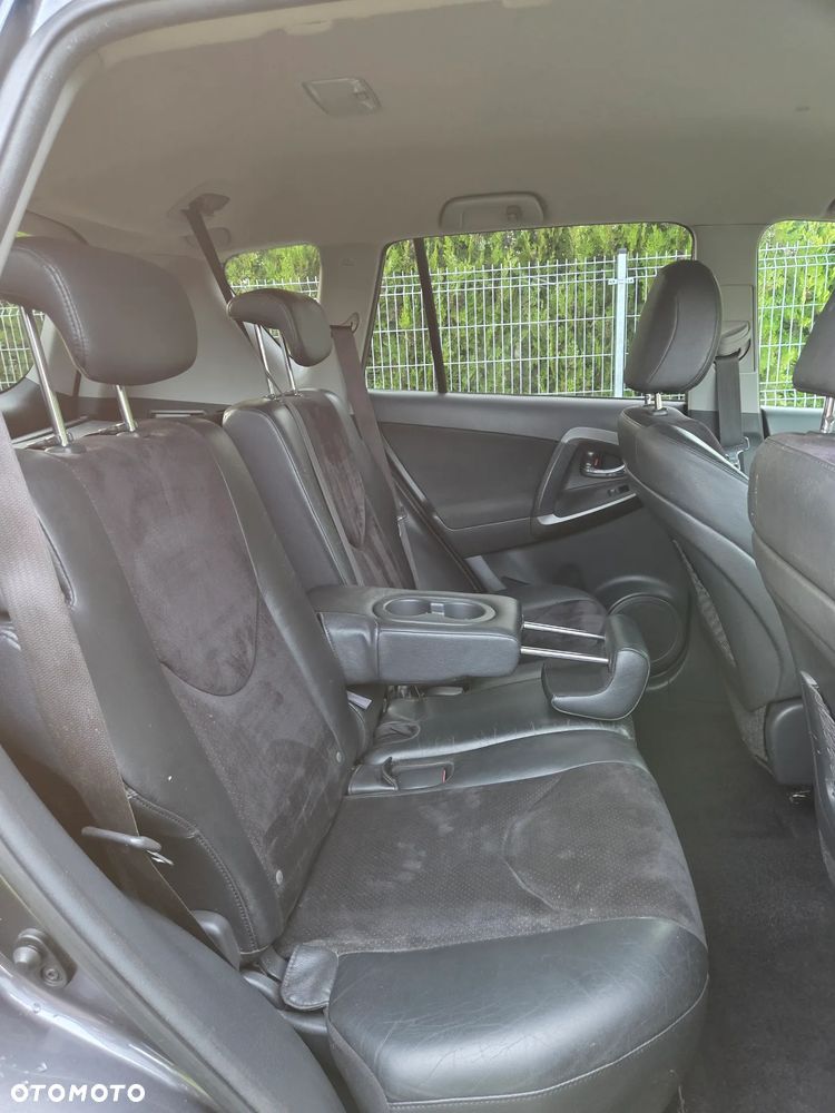 Toyota RAV4 2.2 D-4D 4x4 Life - 13