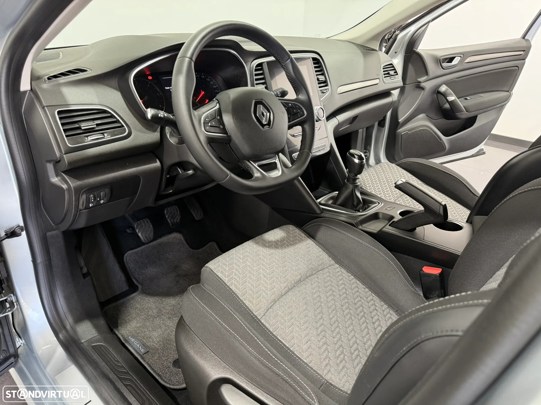 Renault Mégane Sport Tourer 1.5 Blue dCi Limited - 19