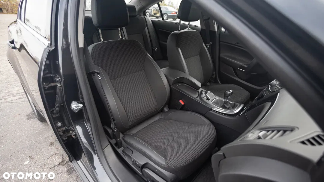 Opel Insignia 2.0 CDTI Cosmo S&S - 18