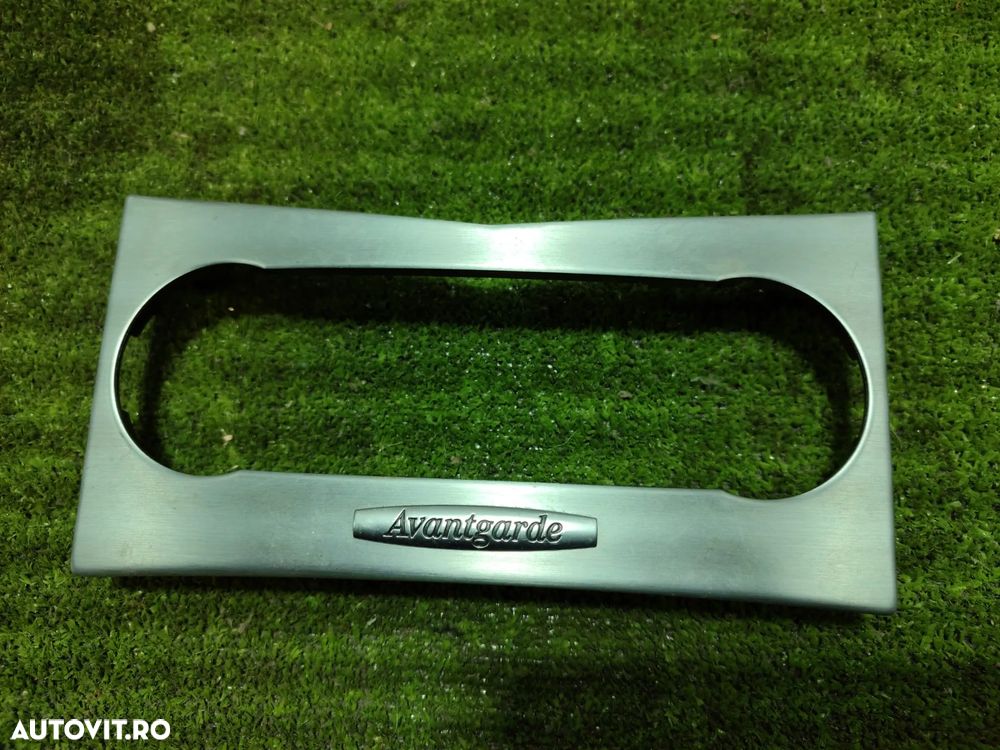 ORNAMENT PANOU CLIMA AC MERCEDES BENZ C250 CDI C CLASS W204 2.1 DIESEL 2010 / SEDAN COD OEM A2046800490 / 92420403 / 2008-2014 - 1