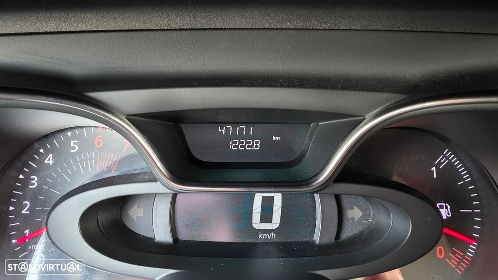 Renault Captur 0.9 TCE Exclusive - 23