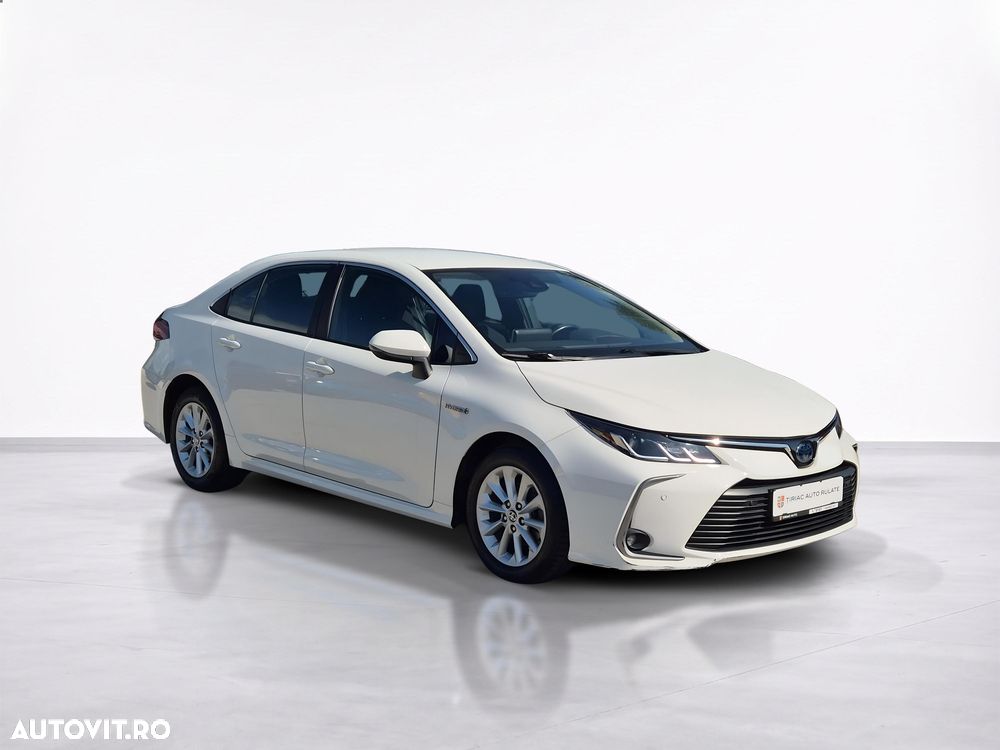 Toyota Corolla 1.8 HSD Business - 8