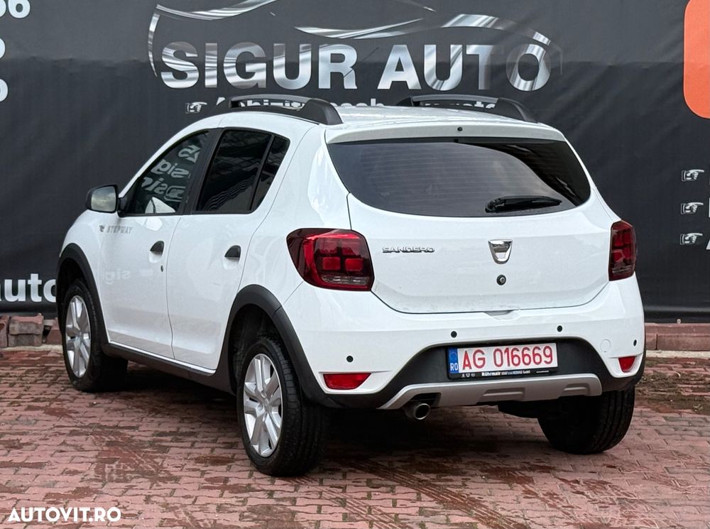 Dacia Sandero Stepway TCe 90 Prestige - 13