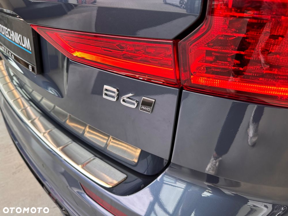 Volvo XC 60 B6 B AWD Ultimate Dark - 22