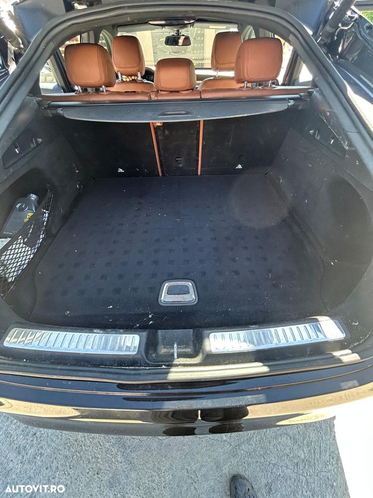 Mercedes-Benz GLC 300 e 4MATIC - 14