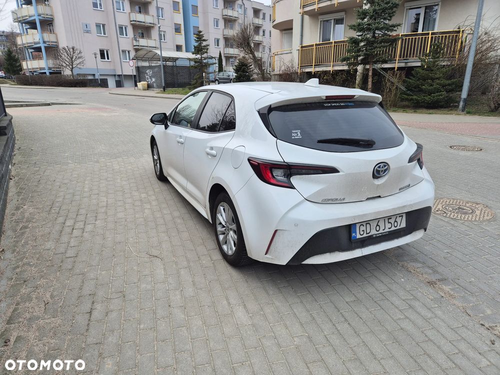Toyota Corolla - 4