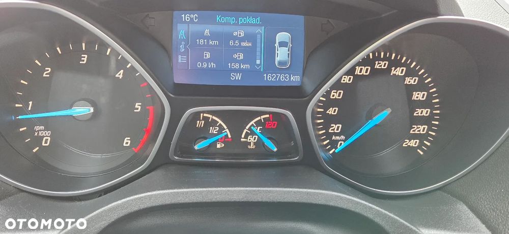 Ford Kuga 2.0 TDCi 4x4 Titanium - 17