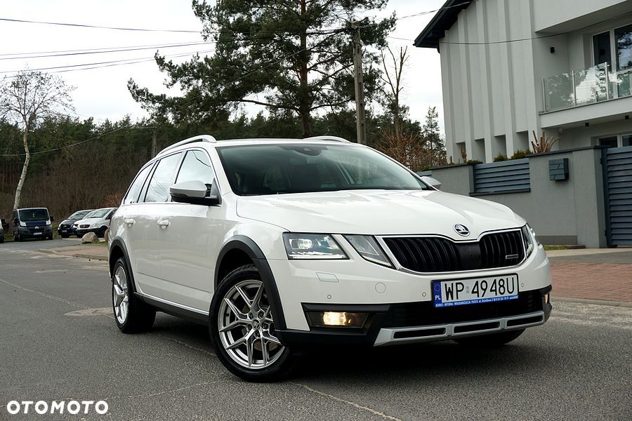 Skoda Octavia 2.0 TDI 4x4 DSG Scout - 3