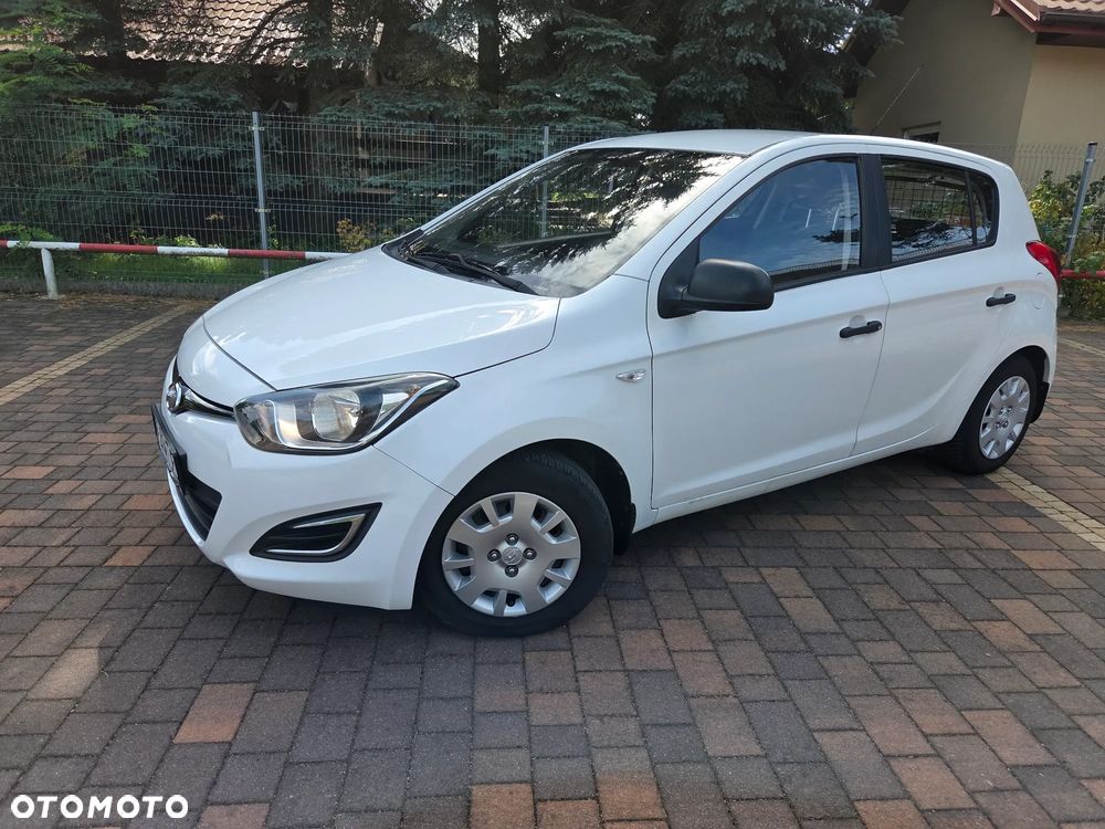 Hyundai i20 - 22