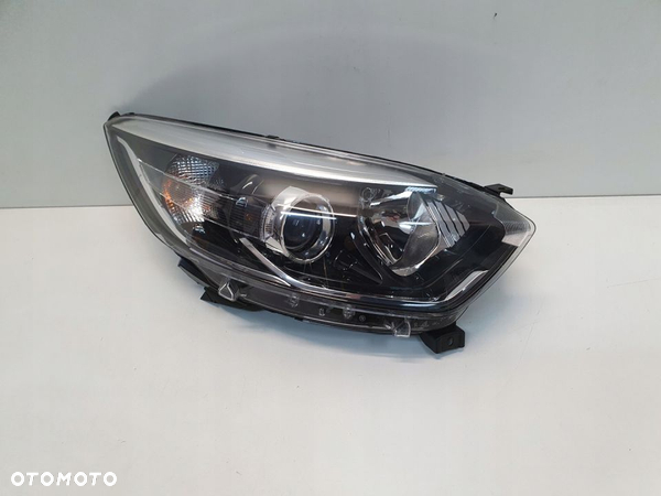 LAMPA PRAWA RENAULT CAPTUR EUROPA GIEŁDA POZNAŃ