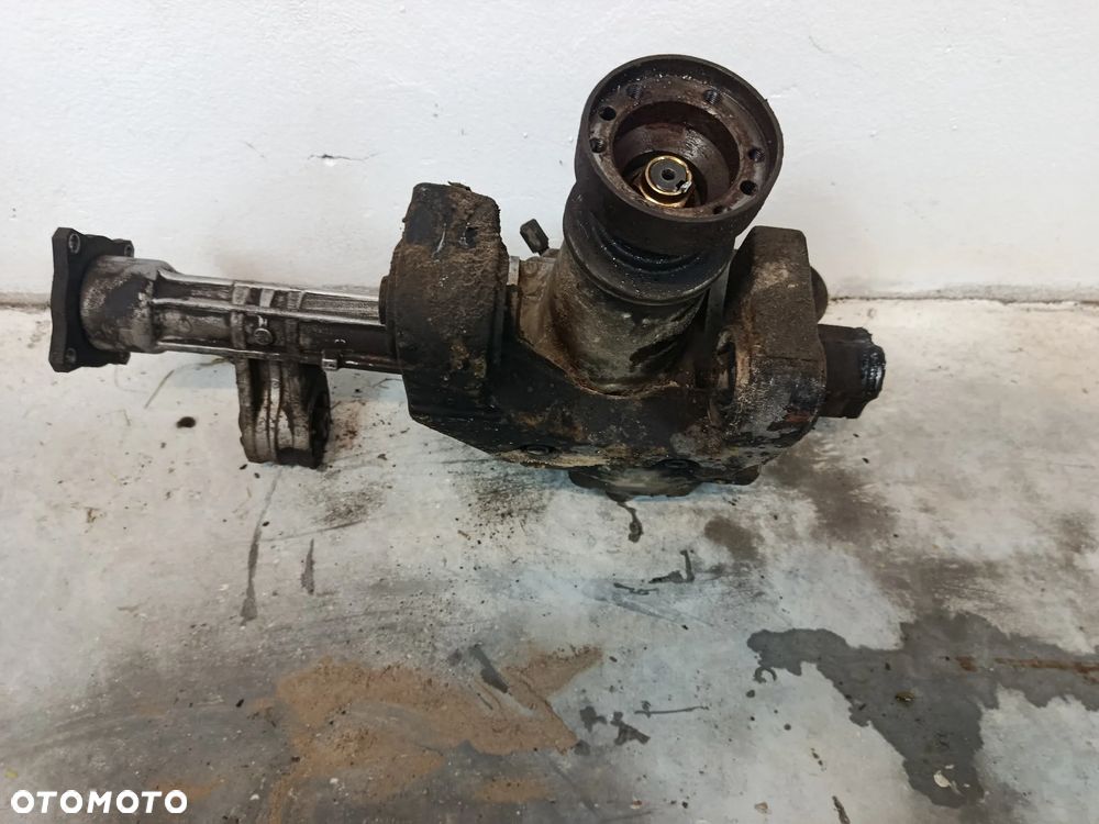 Most dyfer przód Suzuki Grand Vitara 2 1.6 - 4