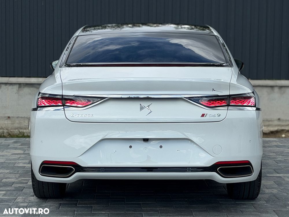 DS Automobiles DS 9 1.6 PHeV FWD 250 EAT8 PERFORMANCE Line + - 18
