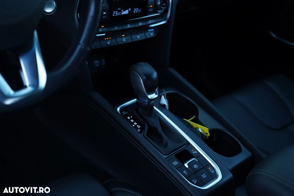 Hyundai Santa Fe - 11