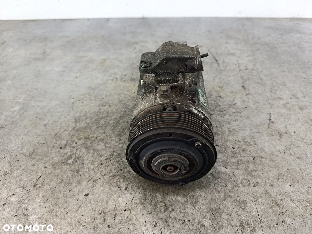 POMPA, SPRĘŻARKA KLIMATYZACJI VW POLO IV FL 9N 6Q0820803R PXE13  SANDEN - 6