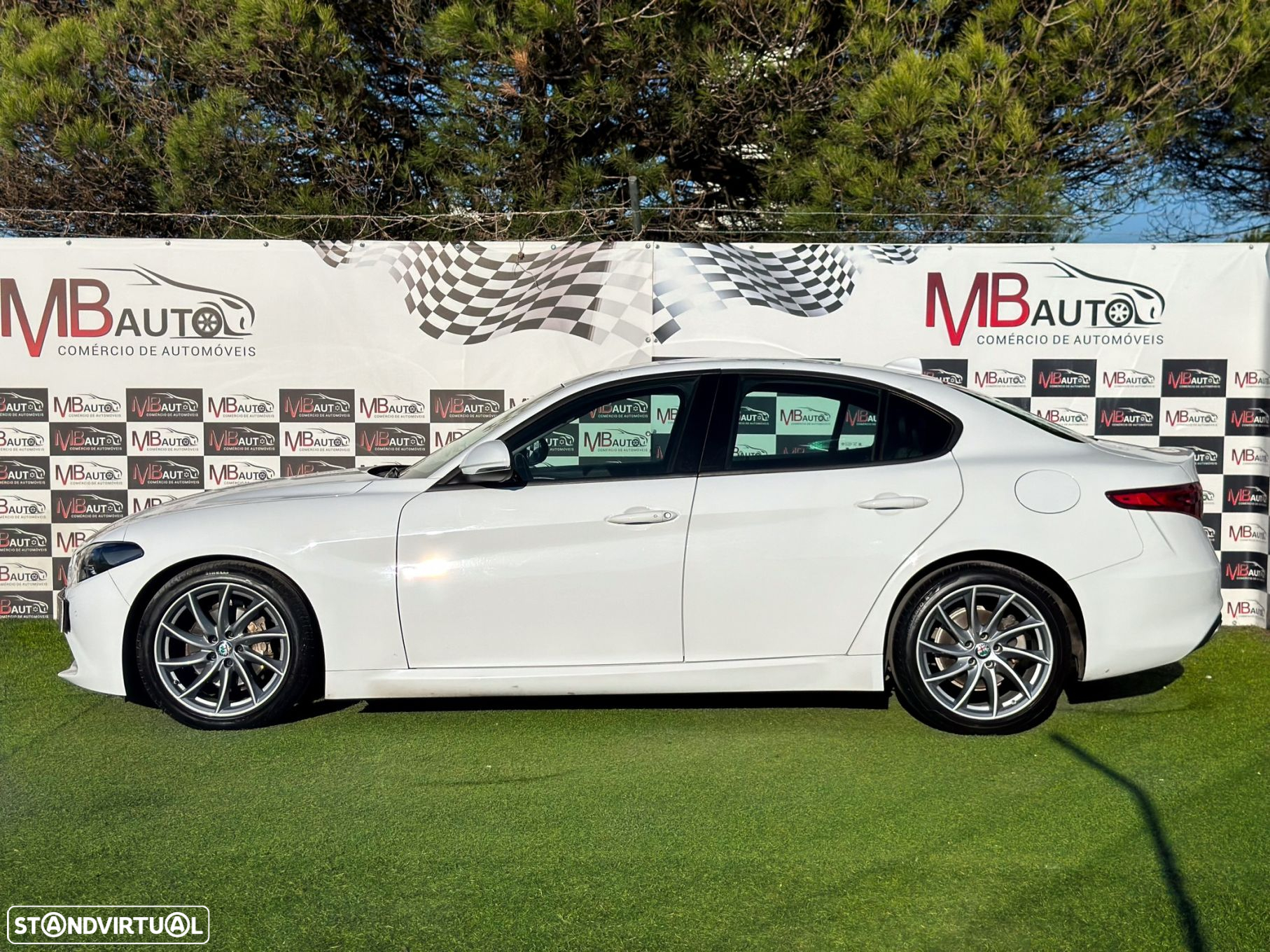 Alfa Romeo Giulia 2.2 D Super AT8 - 5