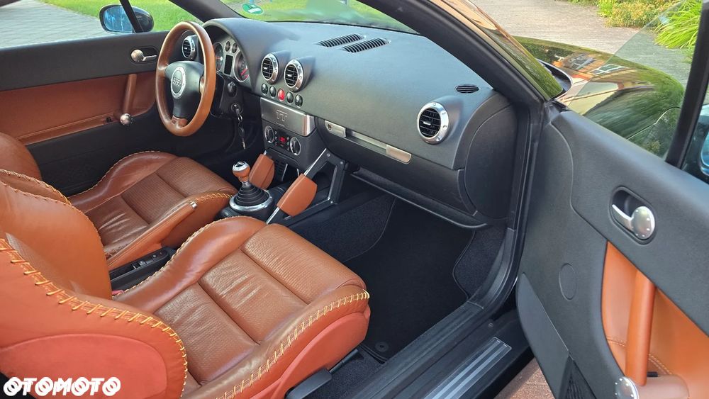 Audi TT Roadster 1.8 T - 10