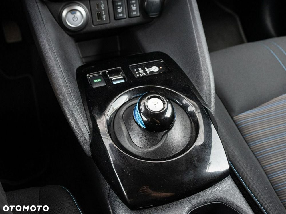 Nissan Leaf 62kWh N-Connecta - 17