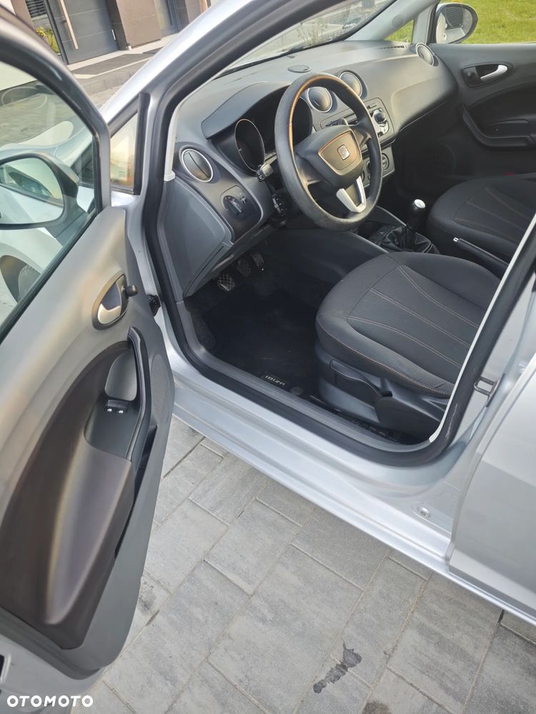 Seat Ibiza 1.4 Reference - 14