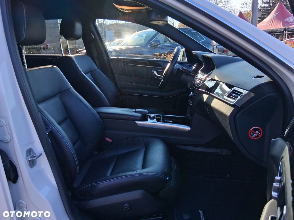Mercedes-Benz Klasa E 300 4Matic 7G-TRONIC Avantgarde - 18