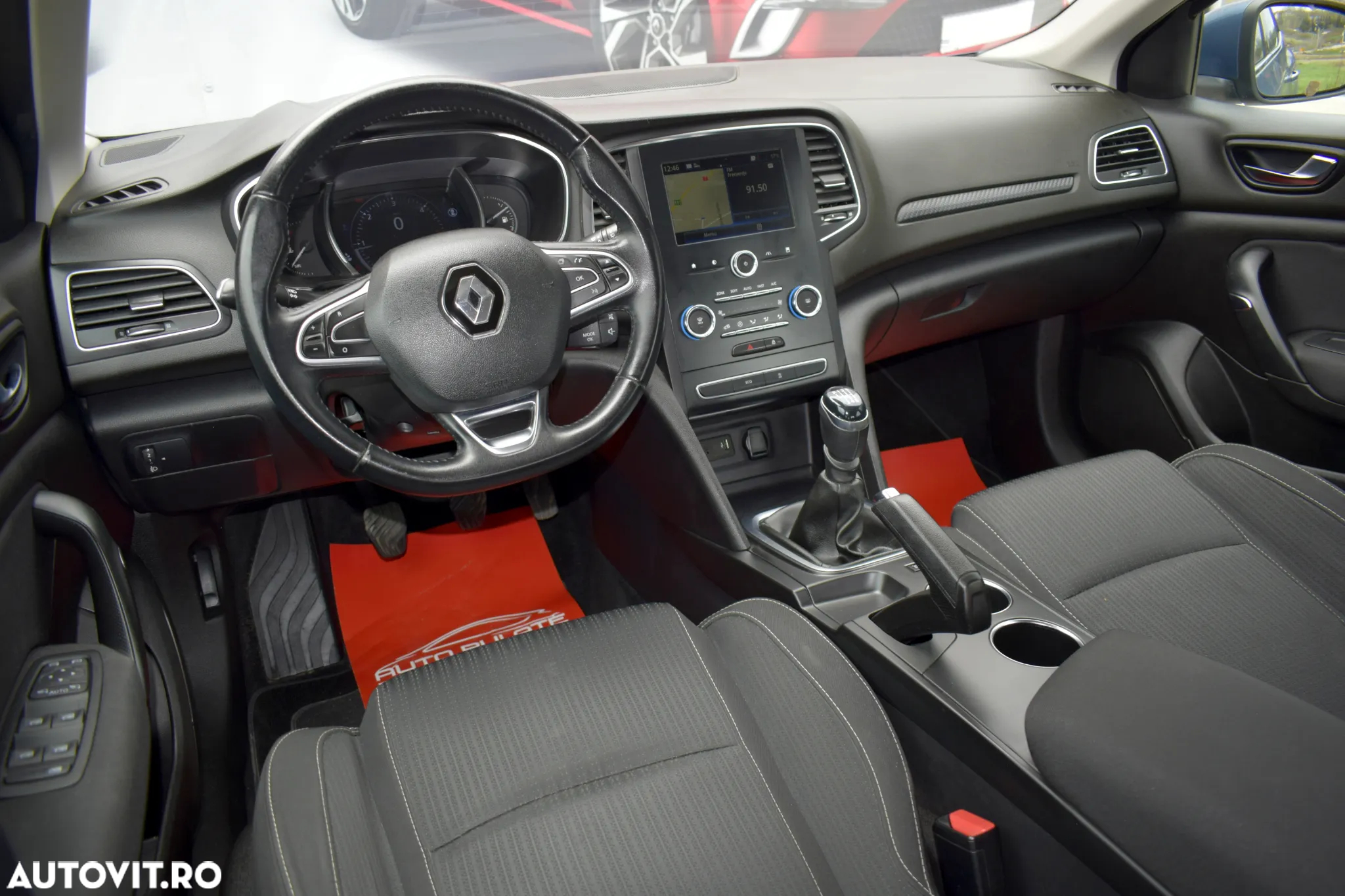 Renault Megane BLUE dCi Limited - 8