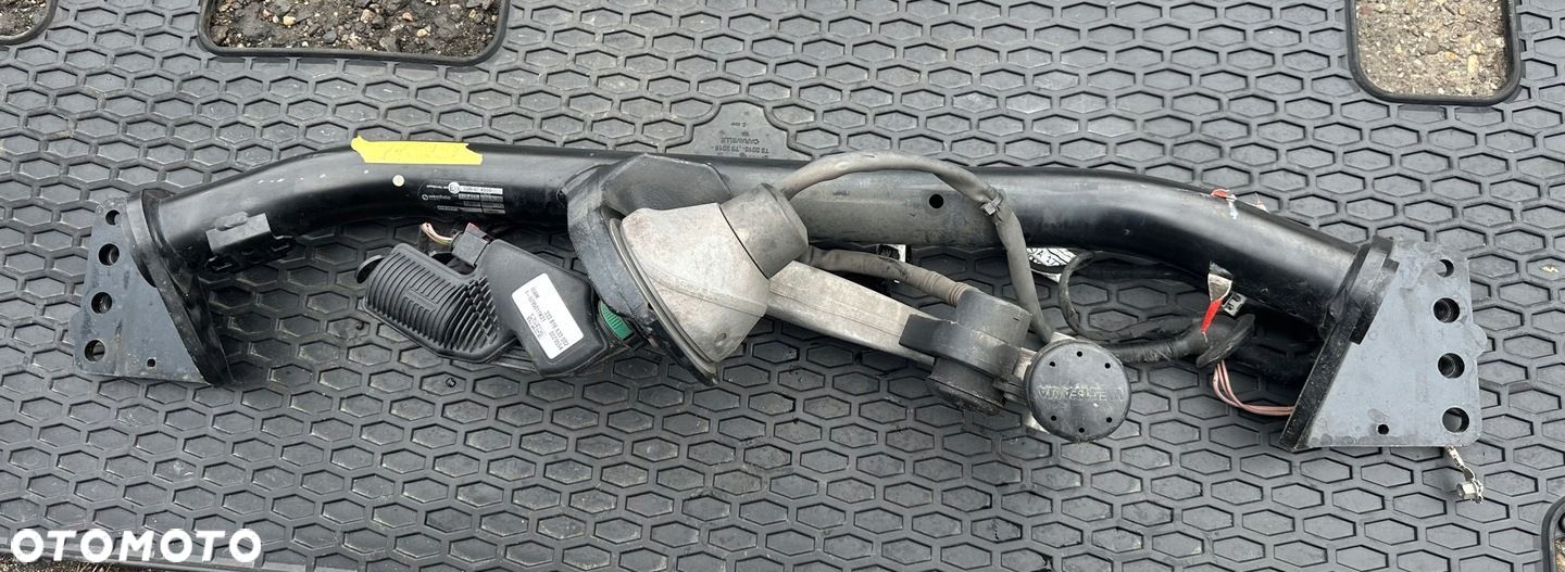 Mercedes-Benz CLA W118 Hak holowniczy A1183100700 - 1