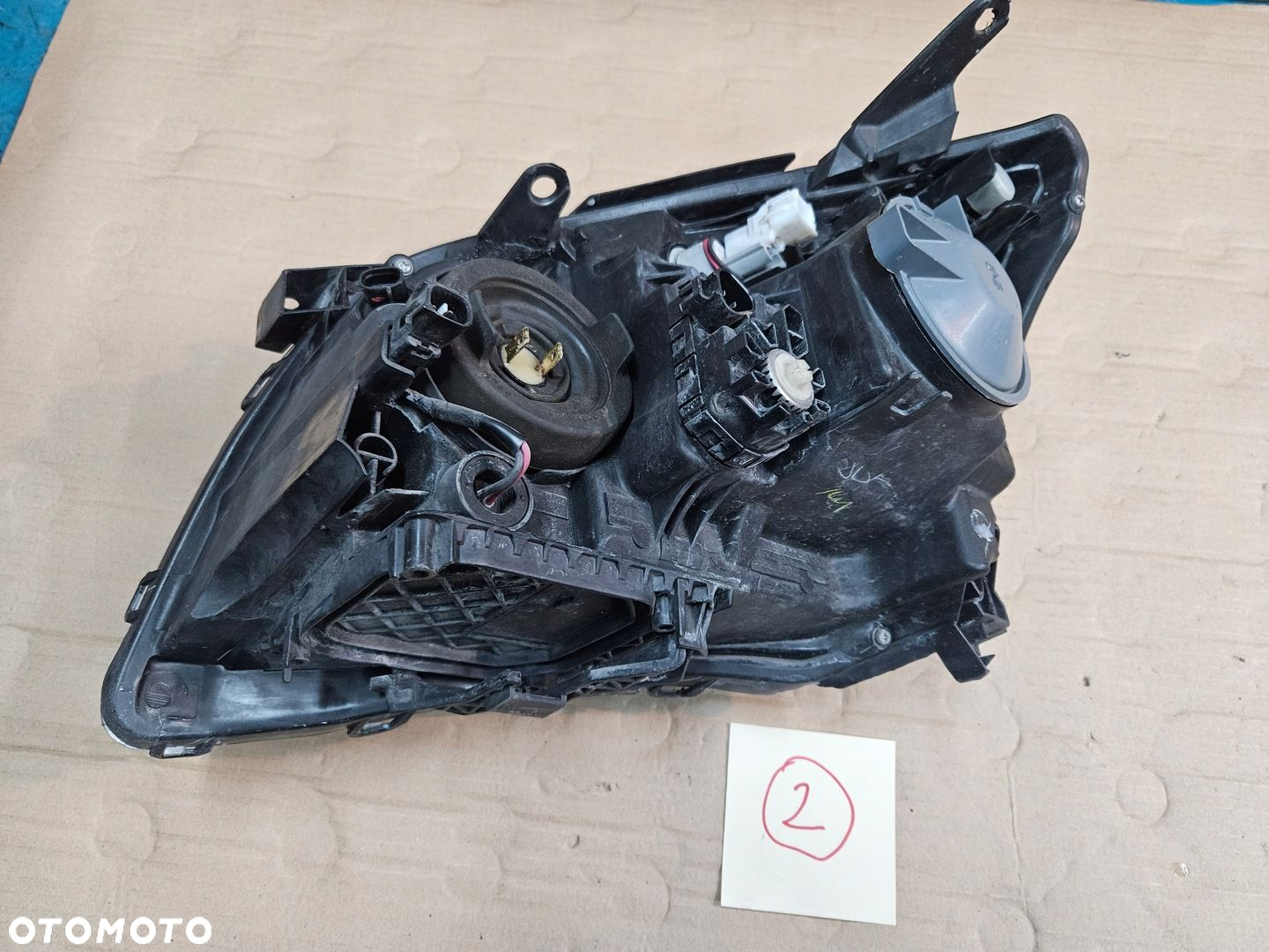 TOYOTA AVENSIS T25 06-08 LAMPA PRZÓD PRAWY - 6