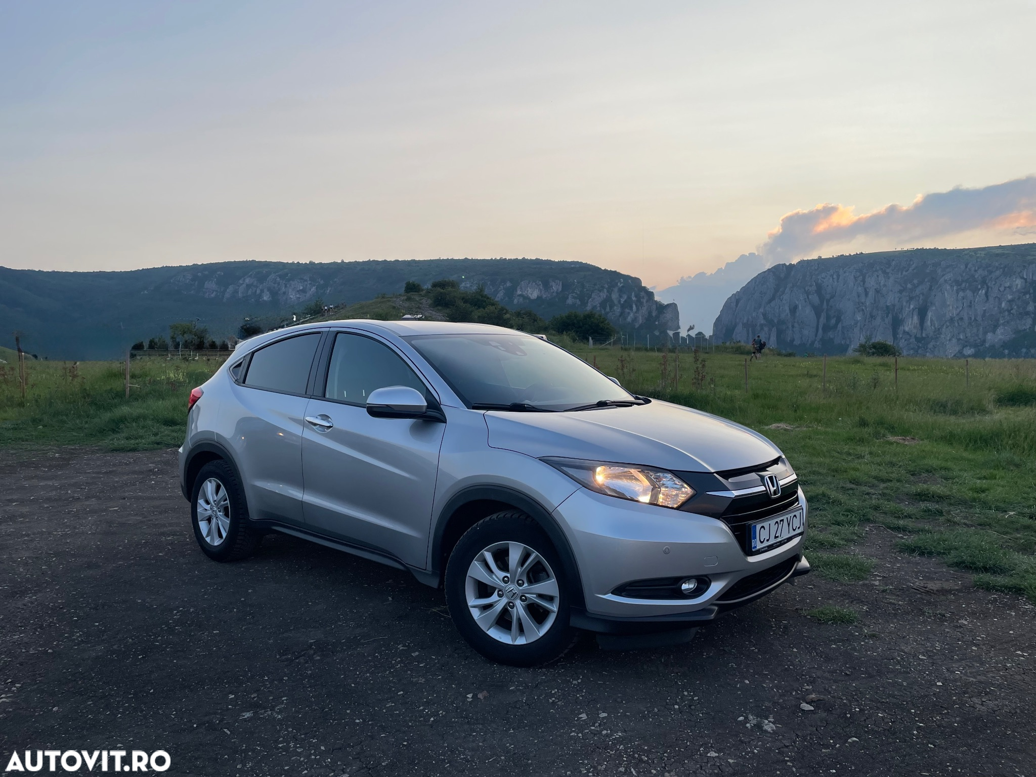 Honda HR-V 1.5 i-VTEC CVT Elegance - 2