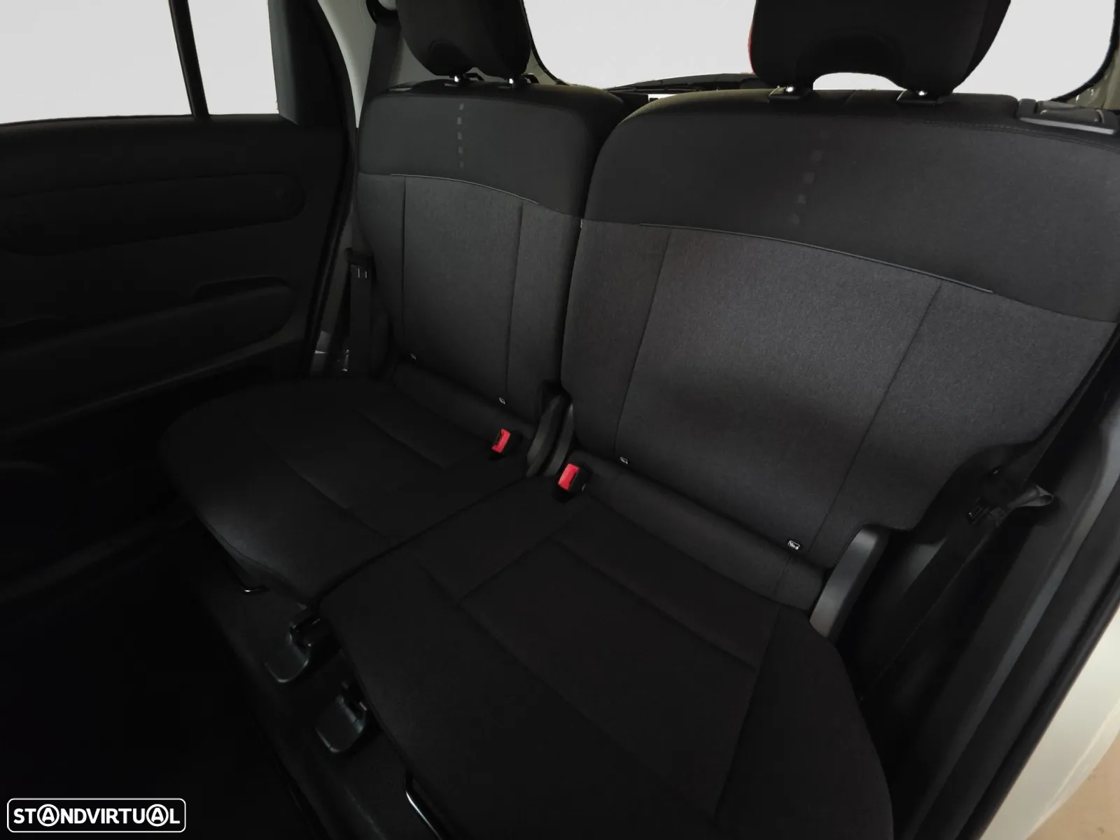Hyundai Inster 49 kWh Style Plus - 15