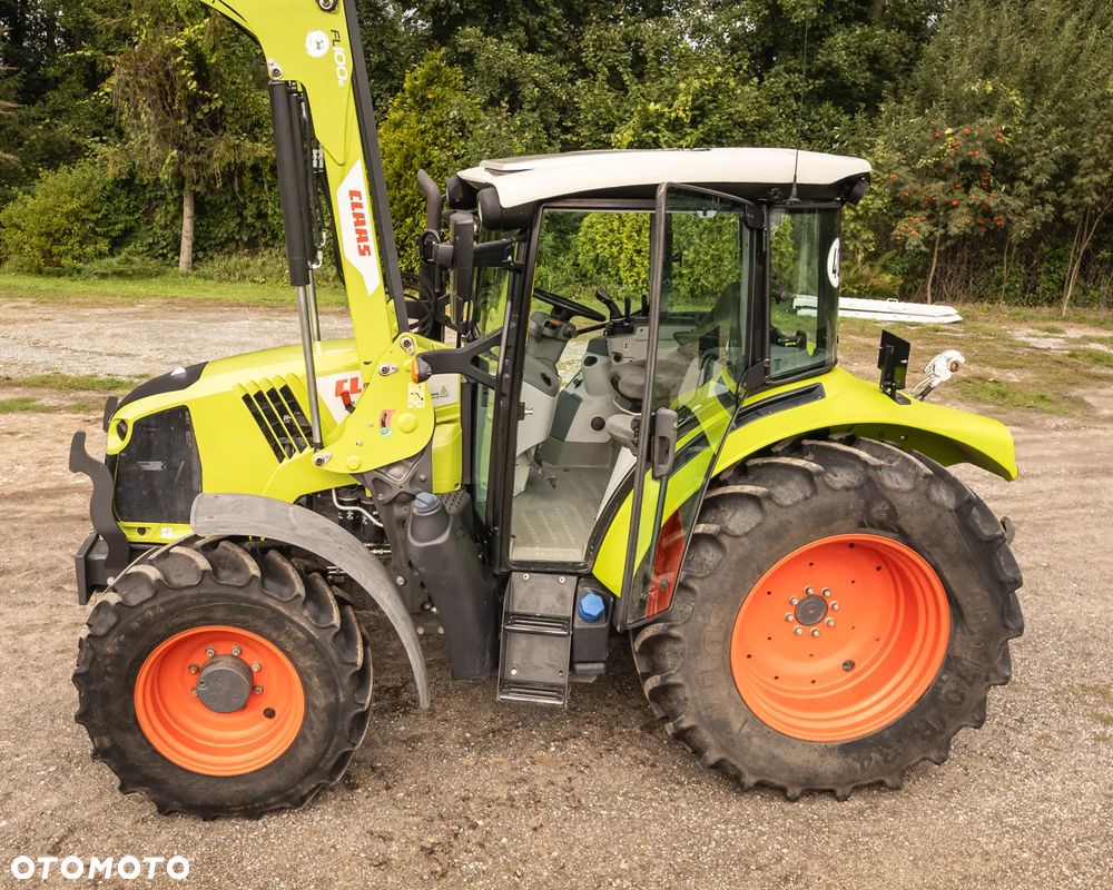 Claas Arion 420 - 4