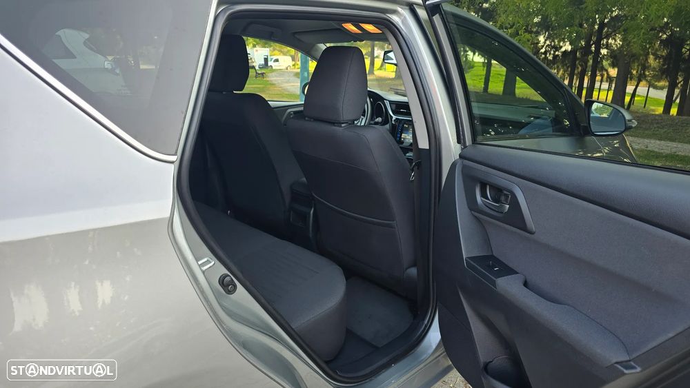 Toyota Auris 1.2T Comfort+Pack Techno +P.Sport — fotografia 52