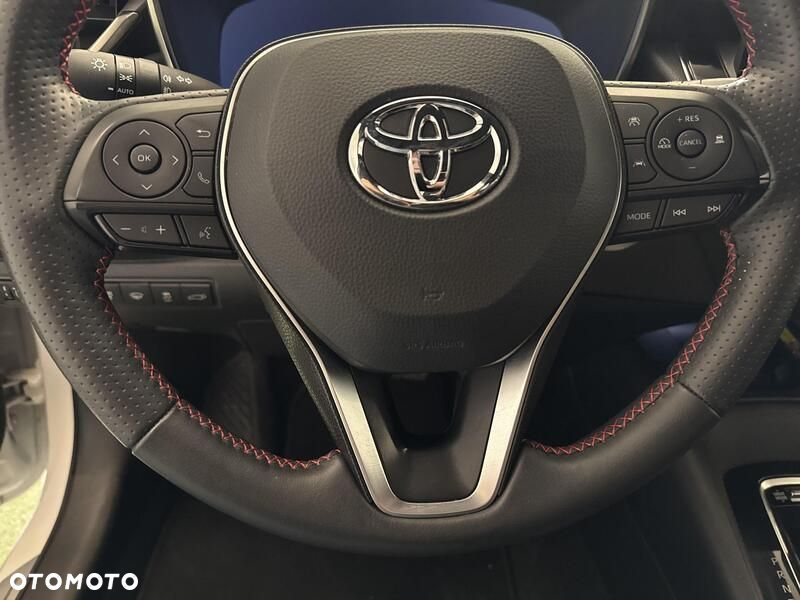 Toyota Corolla - 13