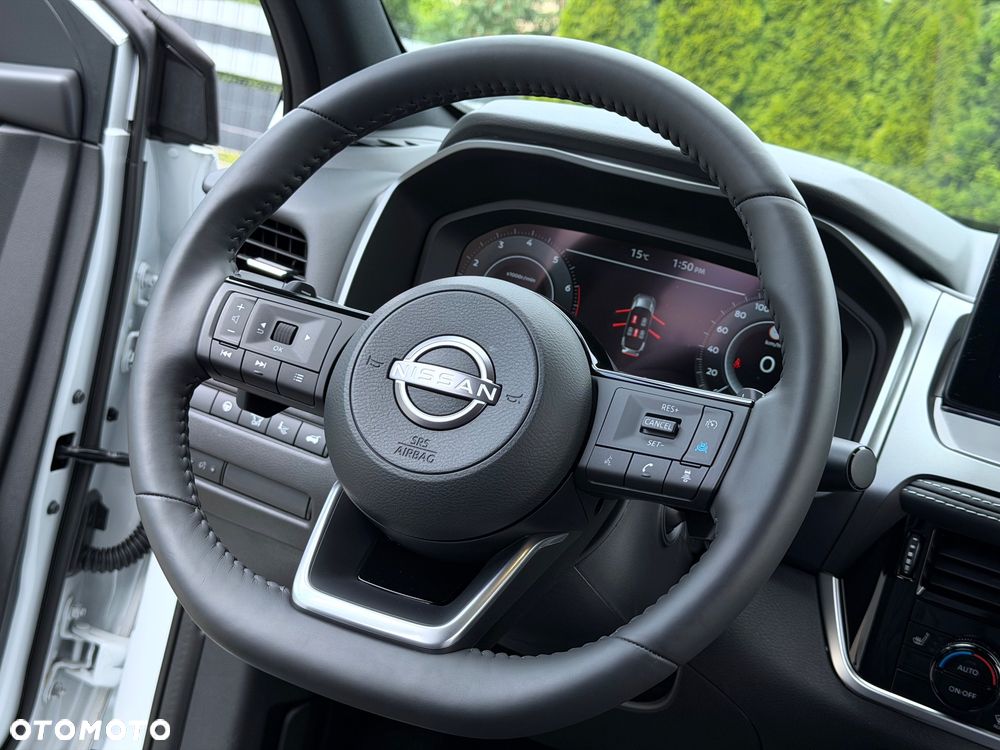 Nissan Qashqai 1.3 DIG-T Tekna DCT - 28