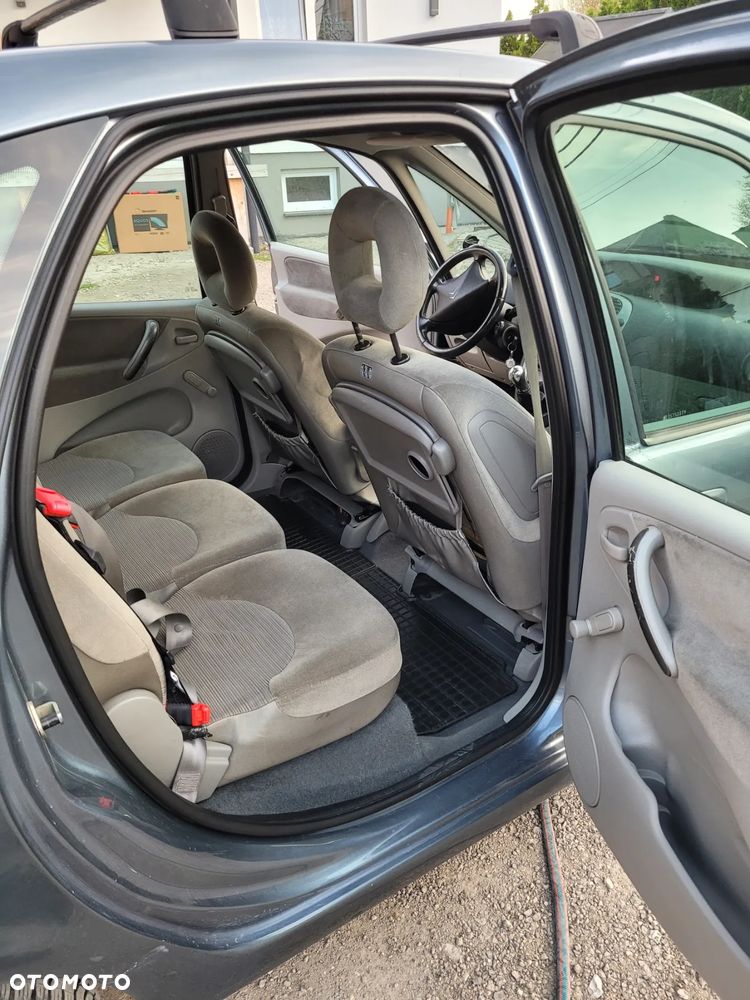 Citroën Xsara Picasso 1.6 Confort - 16