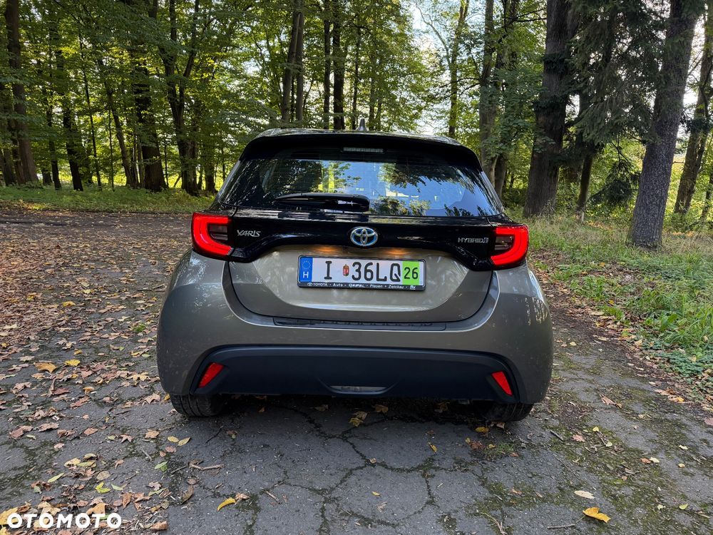 Toyota Yaris 1.5 VVT-i Team Deutschland - 7