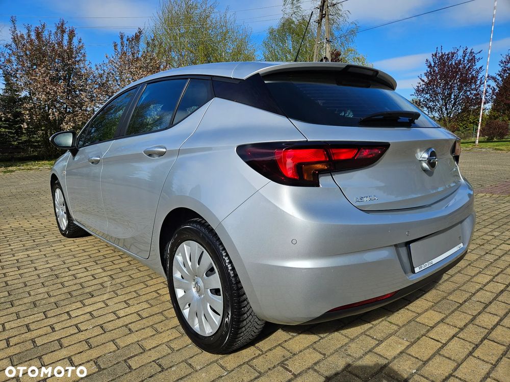Opel Astra 1.4 T Enjoy - 9