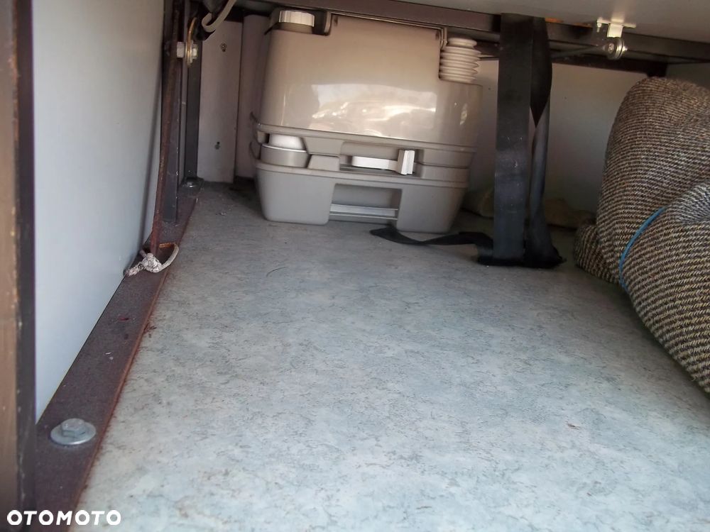 Ford transit - 12