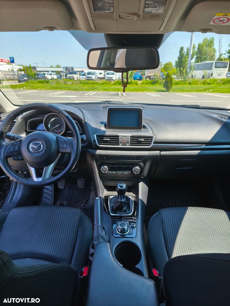 Mazda 3 G100 Attraction - 9