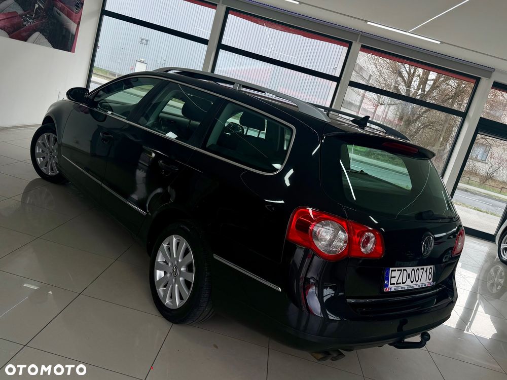 Volkswagen Passat - 30