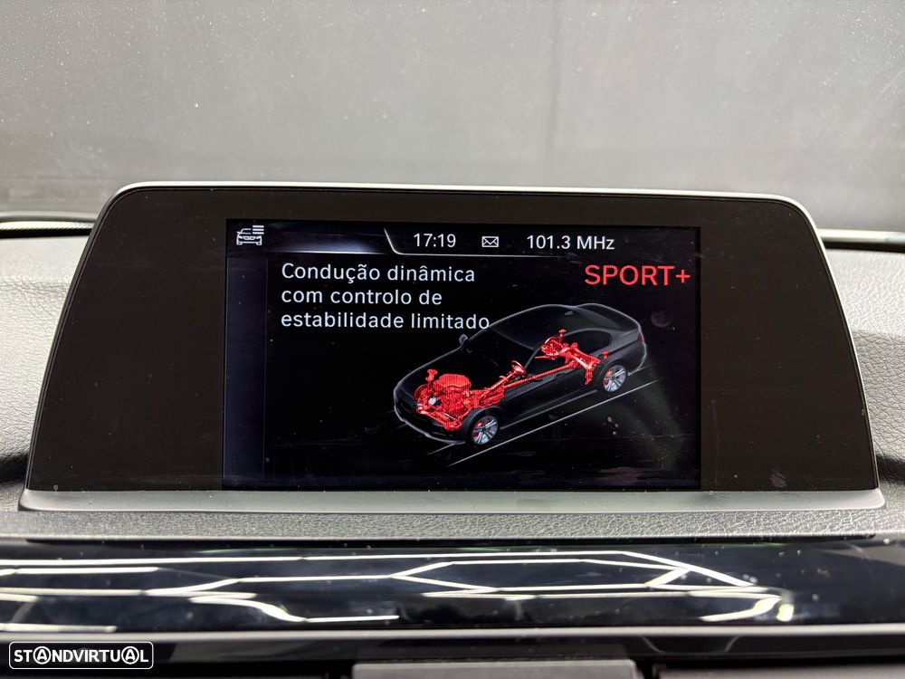 BMW 318 d Aut. Blue Performance Sport Line - 51