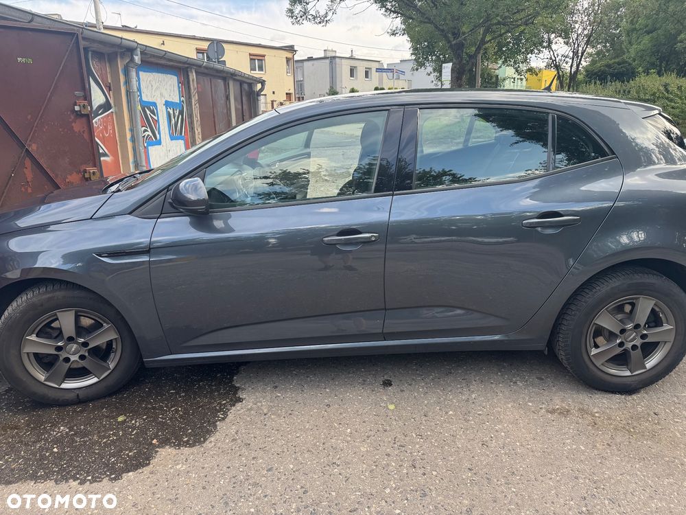 Renault Megane TCe 115 GPF LIFE - 7