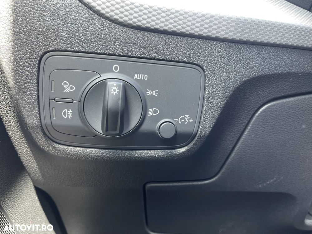 Audi Q2 1.4 TFSI CoD S tronic Basic - 13