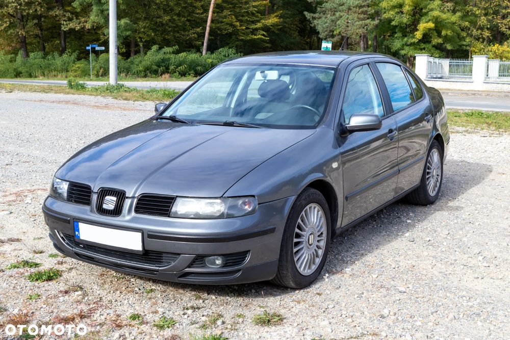 Seat Toledo 2002 photo 2