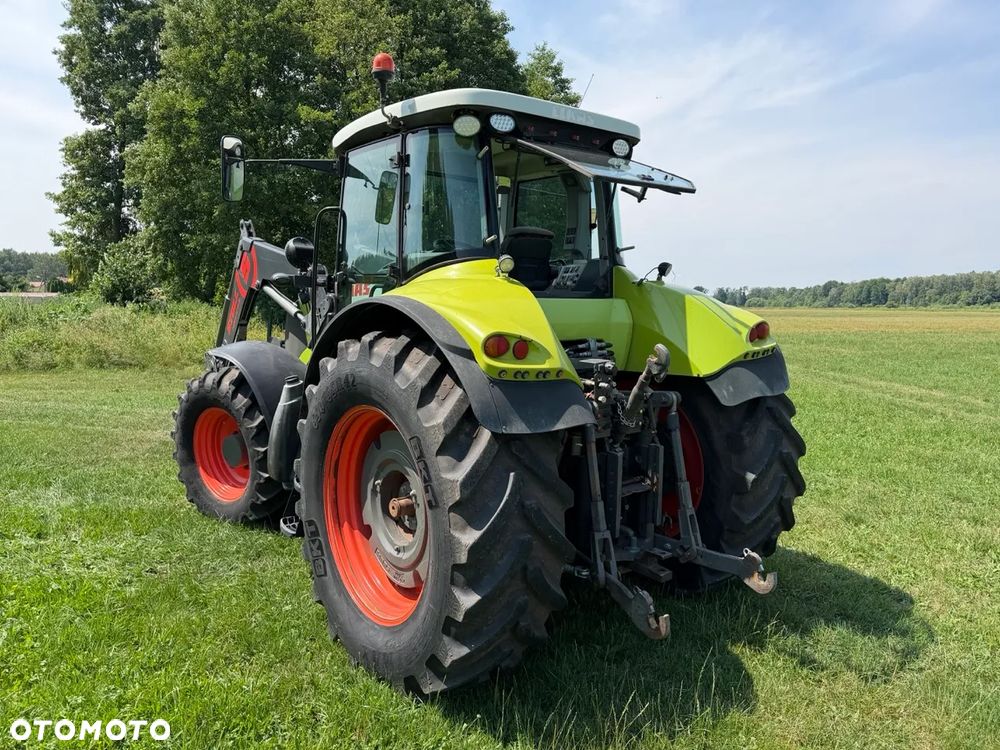Claas AXION 830 - 5