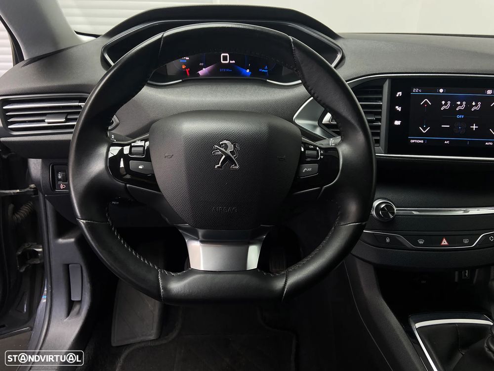 Peugeot 308 1.2 PureTech Style - 13